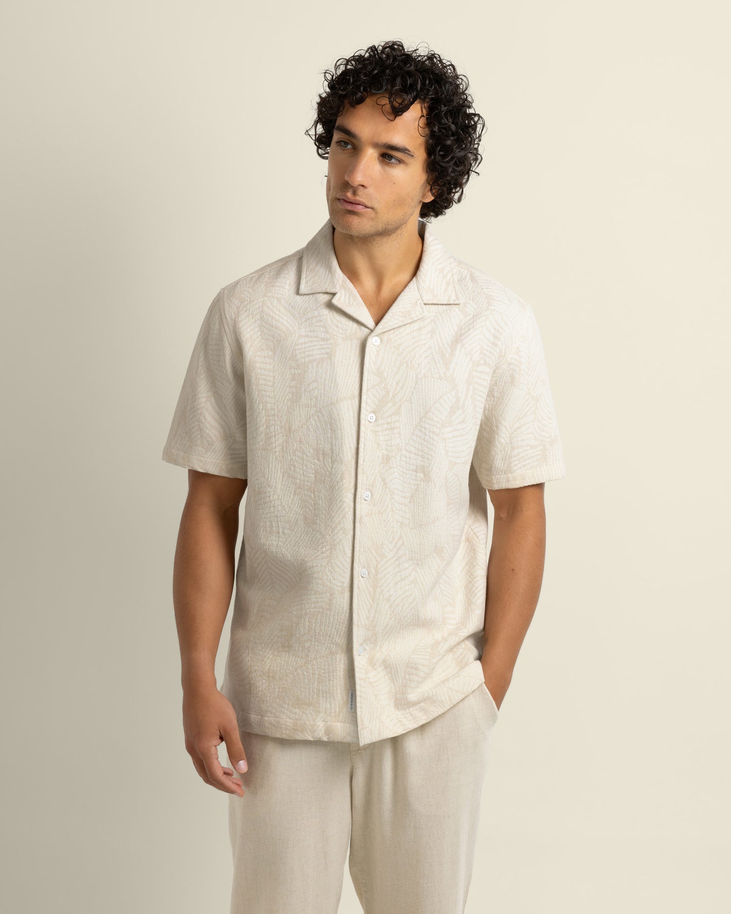 Rafe - Leaf Jacquard Short Sleeve Shirt
