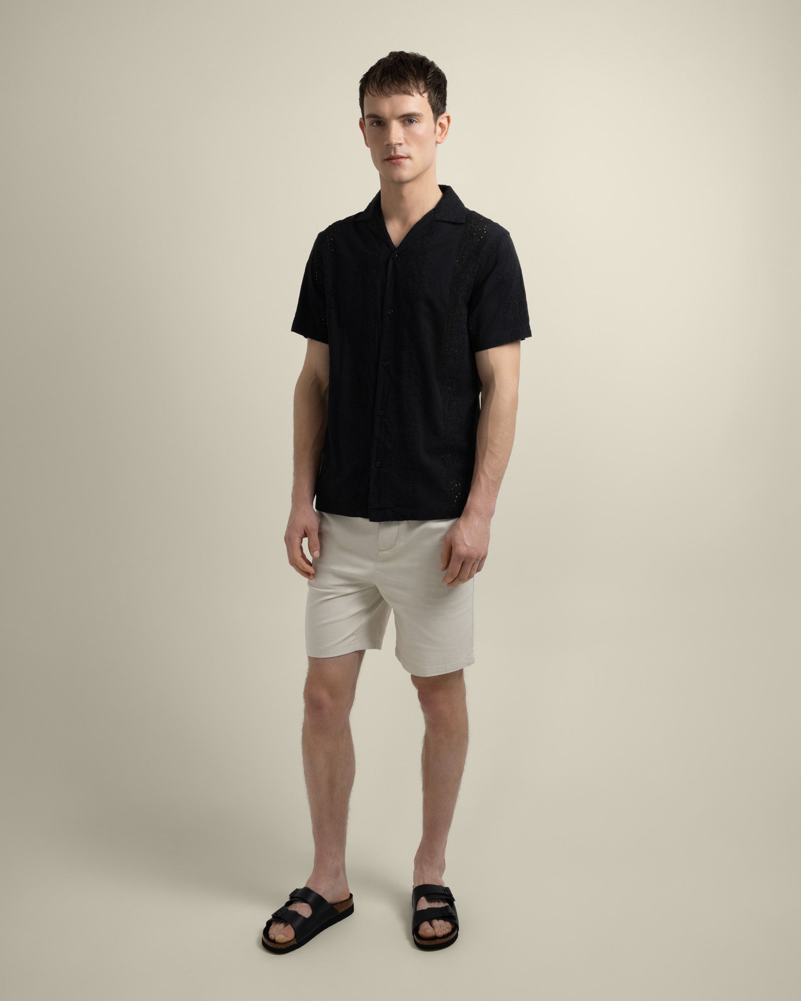 Kari - Leaf Embossed Short Sleeve Shirt
