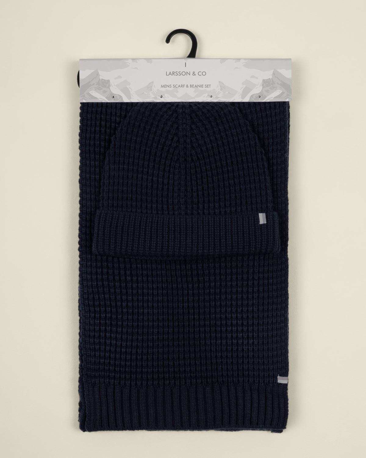 Haldan – Navy Waffle Knit Beanie &amp; Scarf Set
