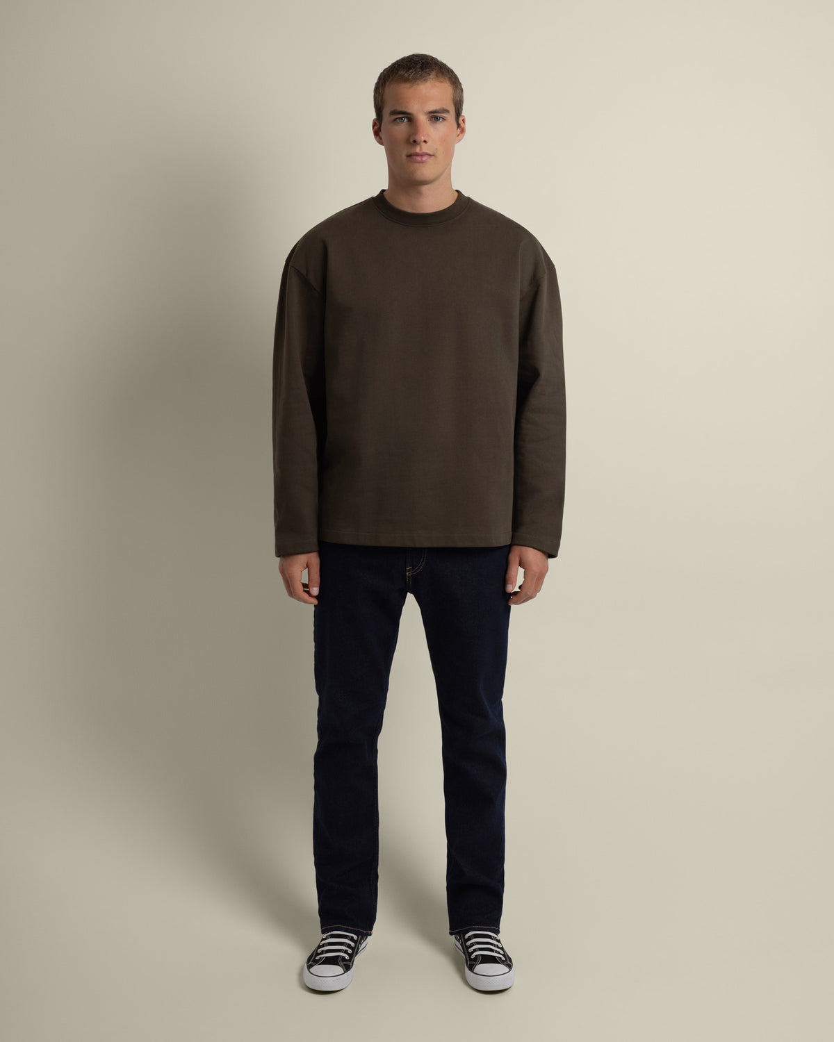 Praesto - Oversized Stepped Hem Sweatshirt