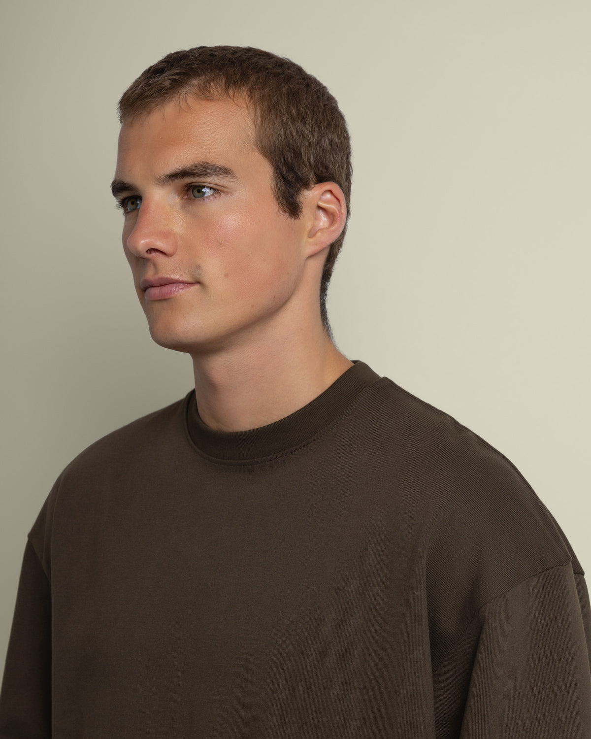Praesto - Oversized Stepped Hem Sweatshirt