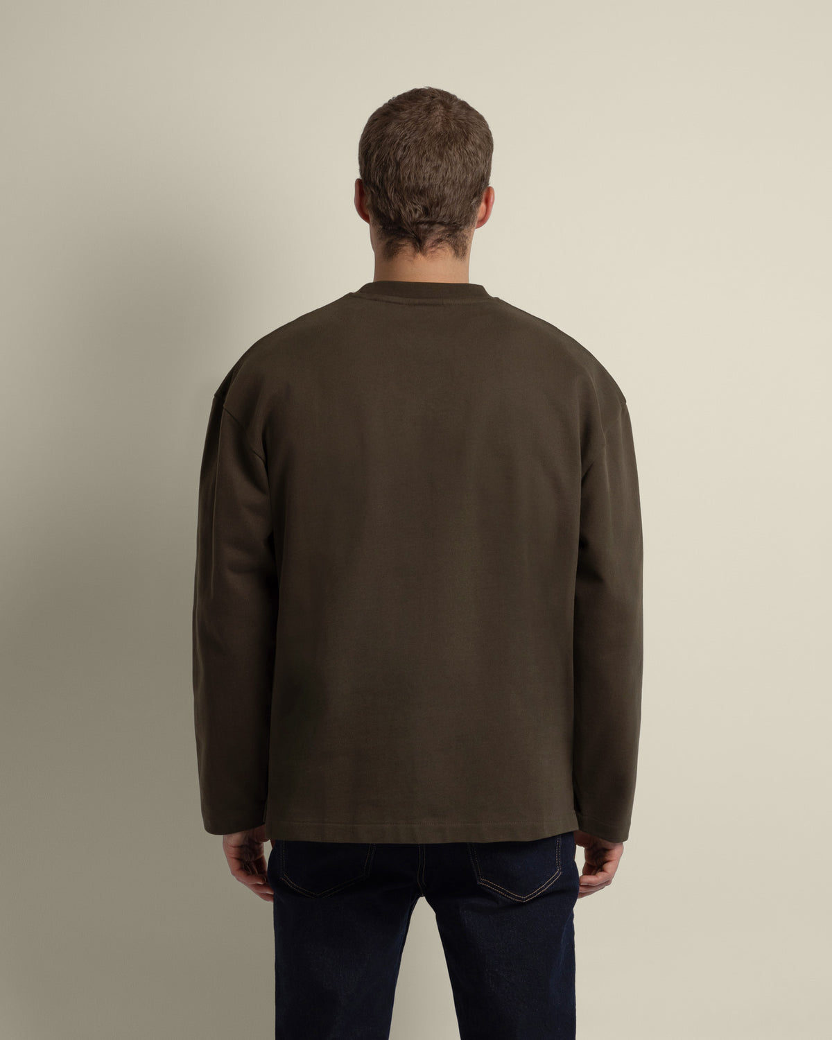 Praesto - Oversized Stepped Hem Sweatshirt