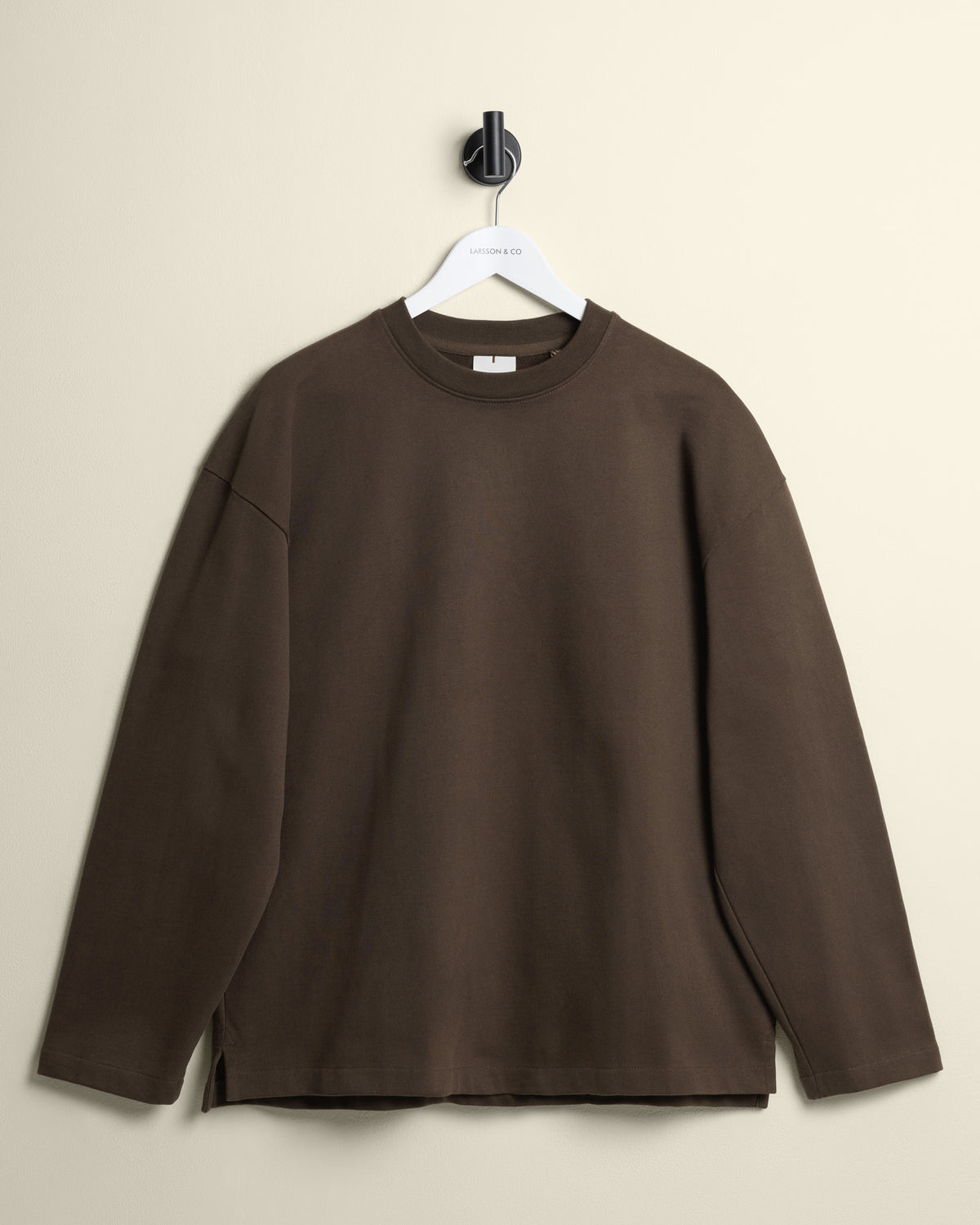 Praesto - Oversized Stepped Hem Sweatshirt
