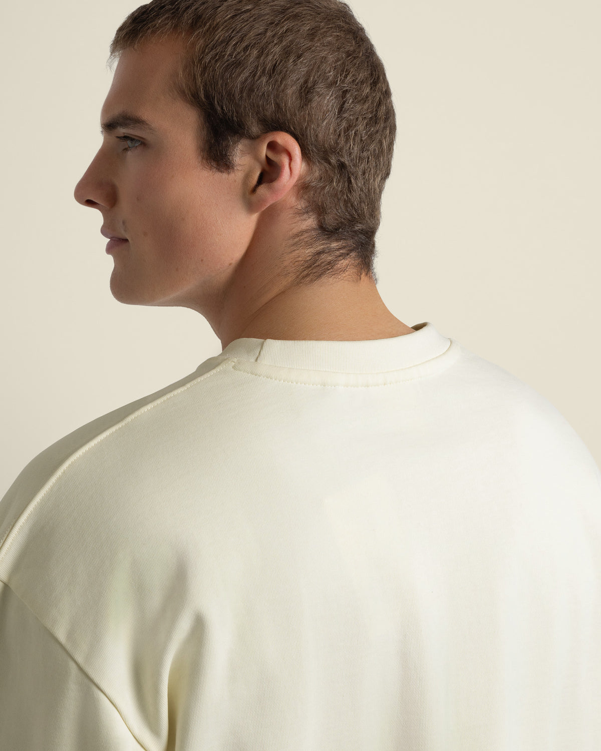 Praesto - Oversized Stepped Hem Sweatshirt