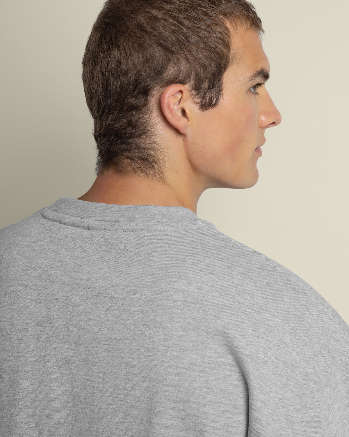 Praesto - Oversized Stepped Hem Sweatshirt