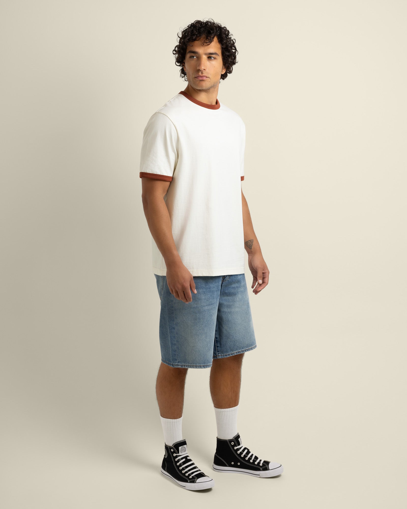 Erikson - Contrast Trim T-Shirt