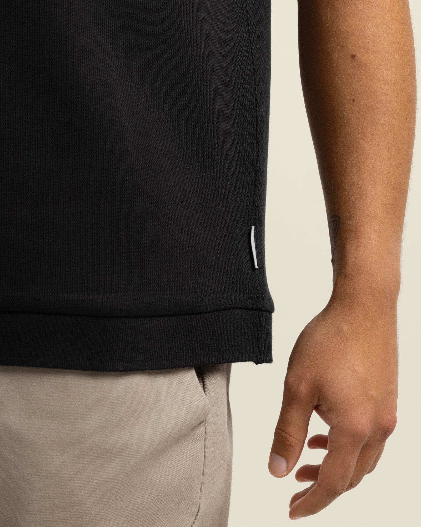 Gaia - Ribbed Knit Heavy T-Shirt