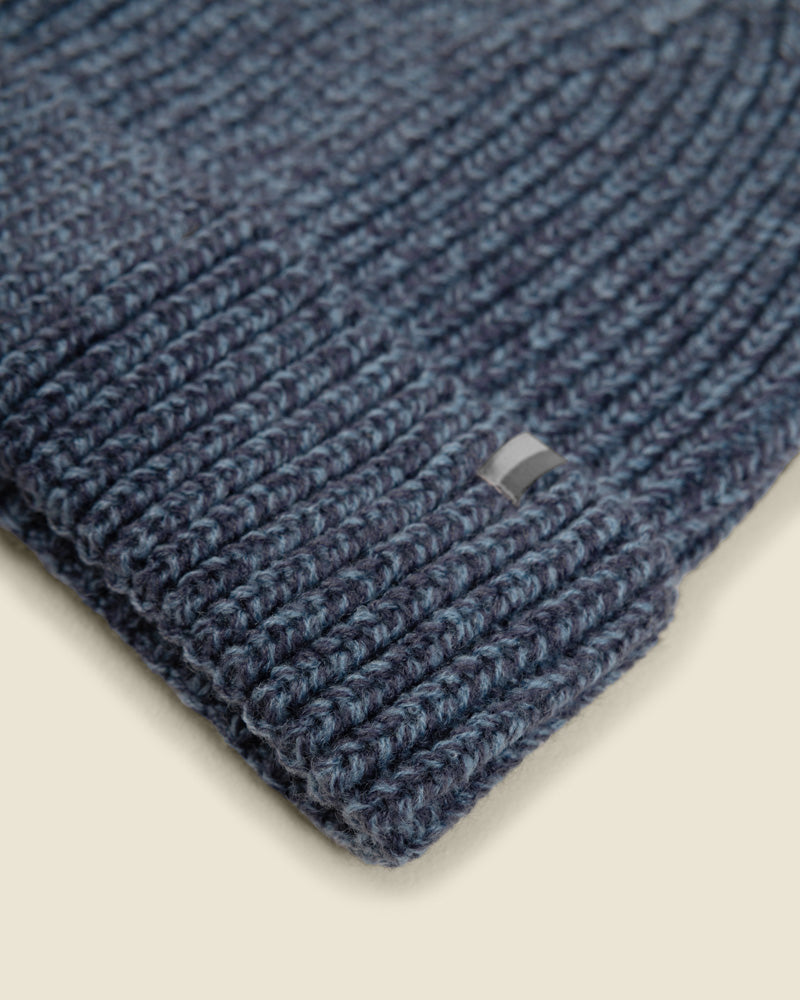 Larsson &amp; Co Men’s Raisio Blue &amp; Navy Knitted Beanie Hat