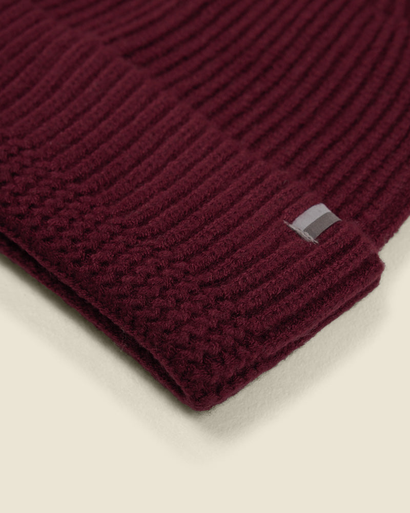 Larsson &amp; Co Men’s Tornio Black &amp; Burgundy 2 Pack Knitted Beanie Hat