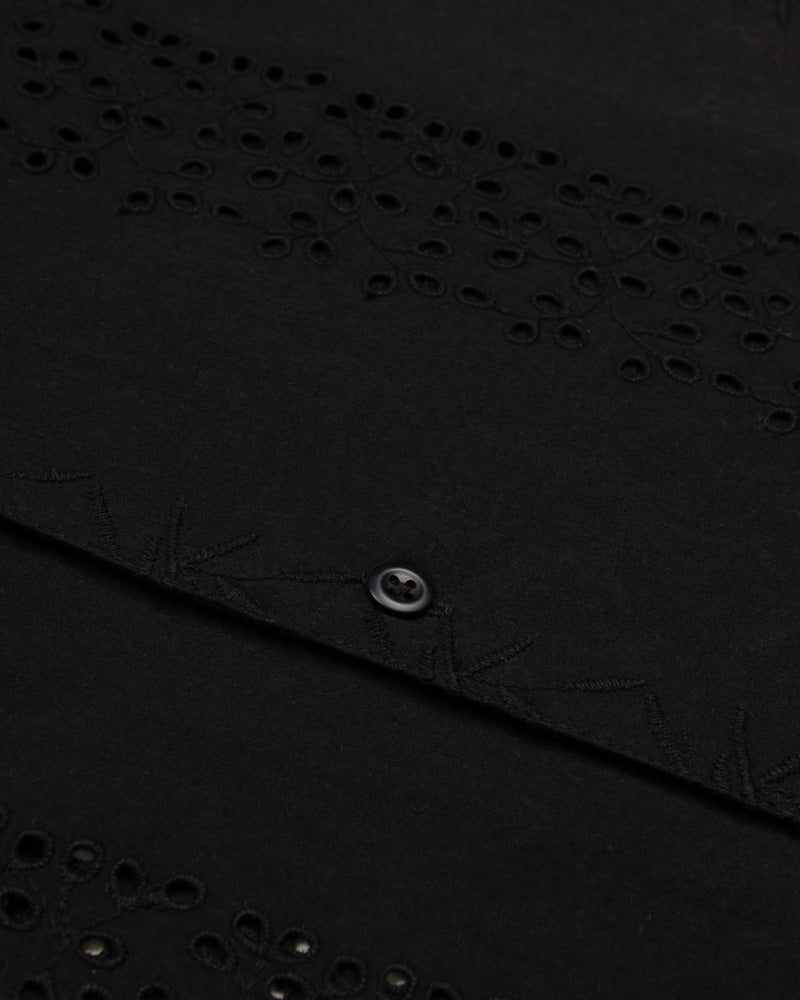 Kari - Leaf Embossed Short Sleeve Shirt