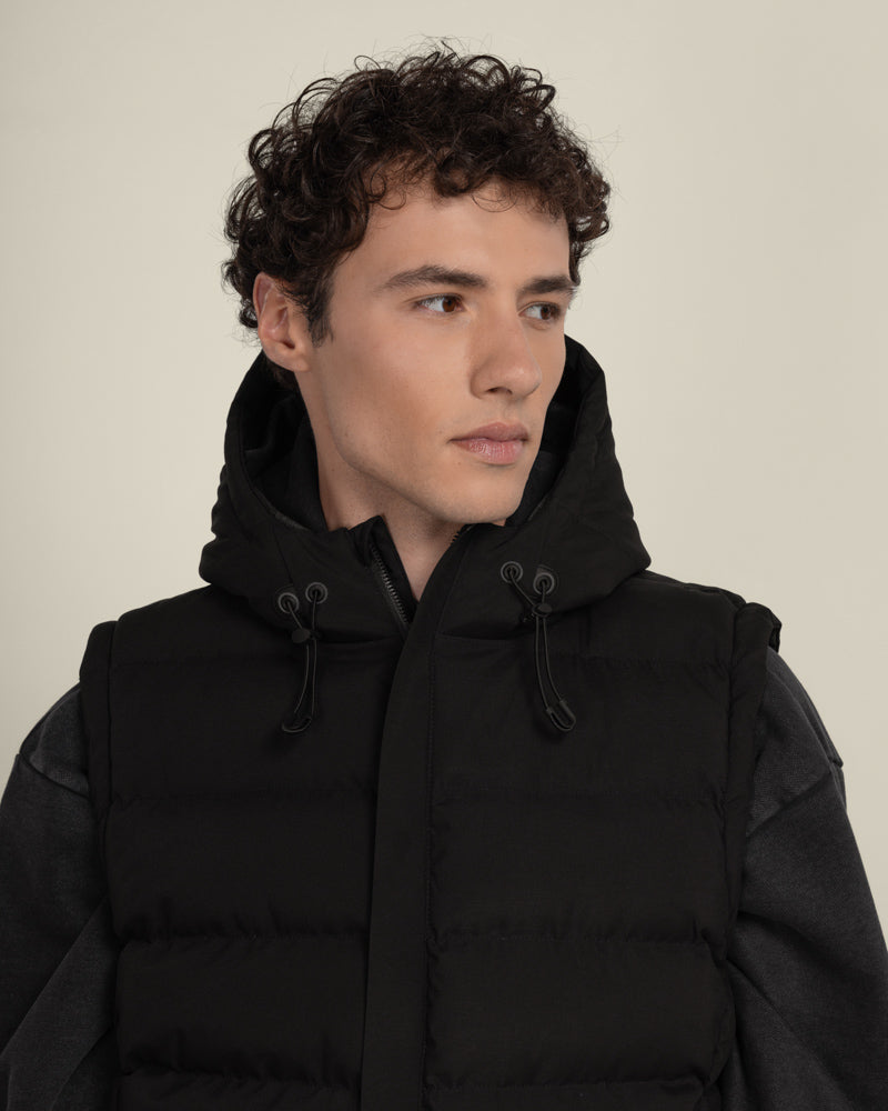 Larsson &amp; Co Men’s Sigvard Hooded Puffer Gilet