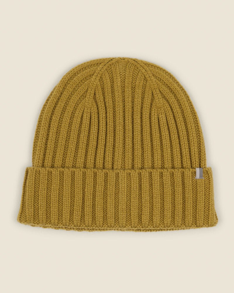 Larsson &amp; Co Men’s Imatra Navy Waffle Scarf &amp; Mustard Ribbed Beanie Set