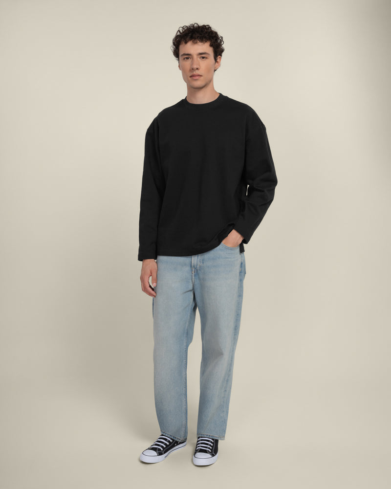 Praesto - Oversized Stepped Hem Sweatshirt