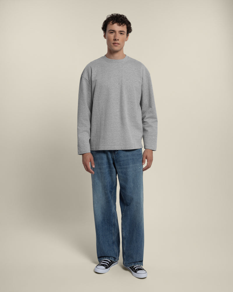 Praesto - Oversized Stepped Hem Sweatshirt